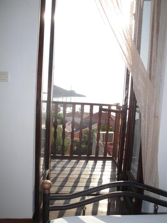 Villa Chrysodimi Chalki Town Rom bilde