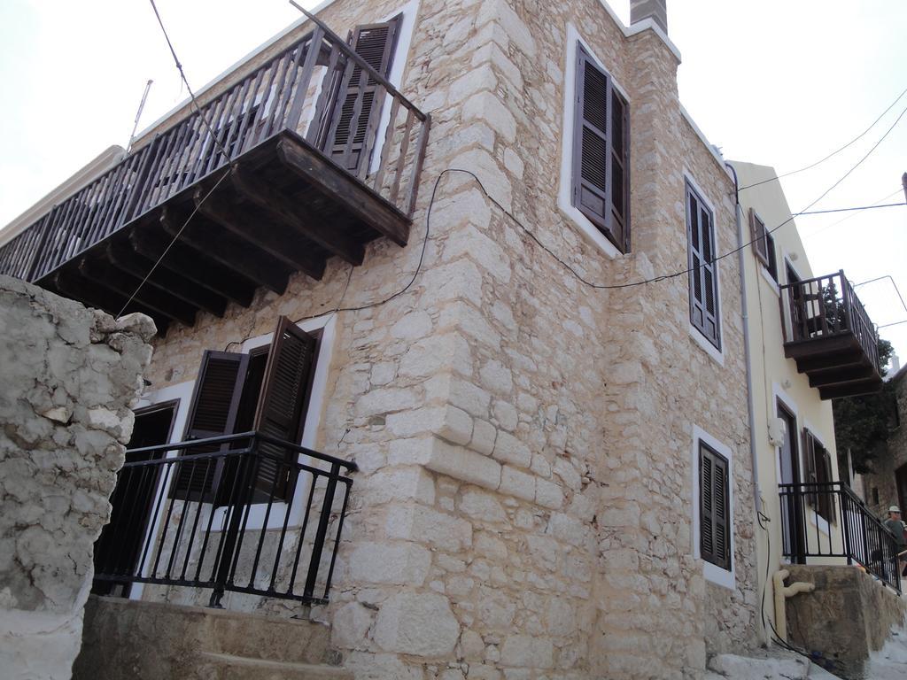 Villa Chrysodimi Chalki Town Rom bilde