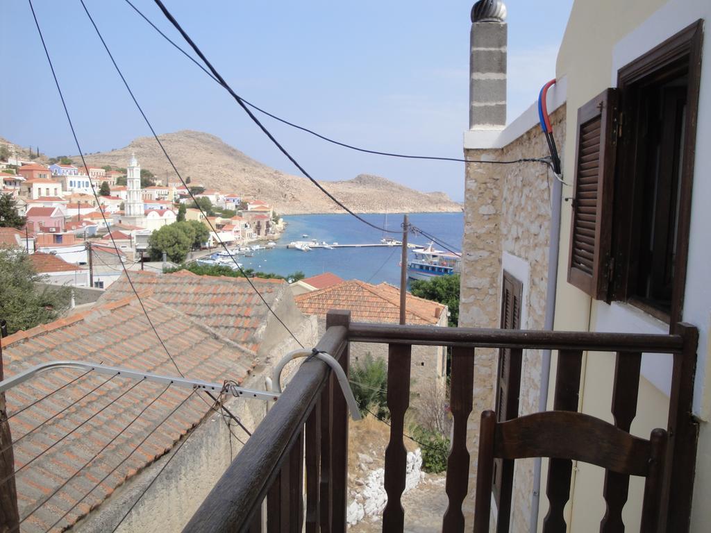 Villa Chrysodimi Chalki Town Rom bilde