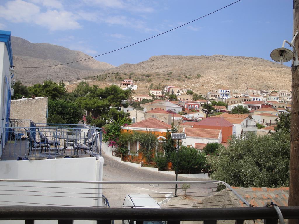 Villa Chrysodimi Chalki Town Rom bilde