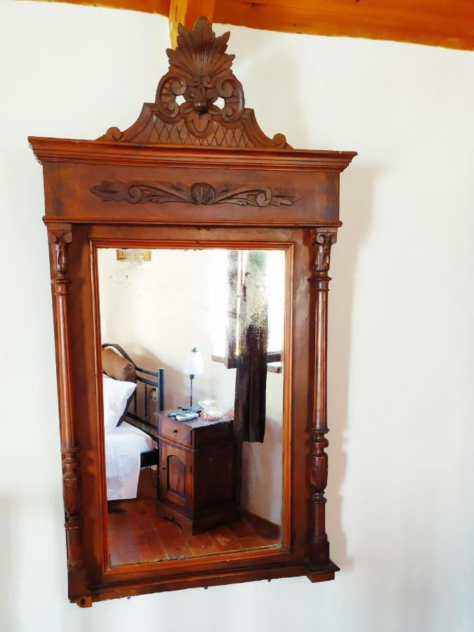 Villa Chrysodimi Chalki Town Eksteriør bilde